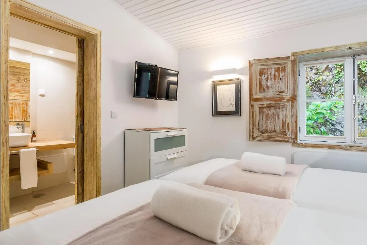 Rabacal Nature Spot Cottage Estreito Da Calheta 0*,